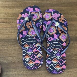 Havaianas Purple and Orange Patterned Flip Flops